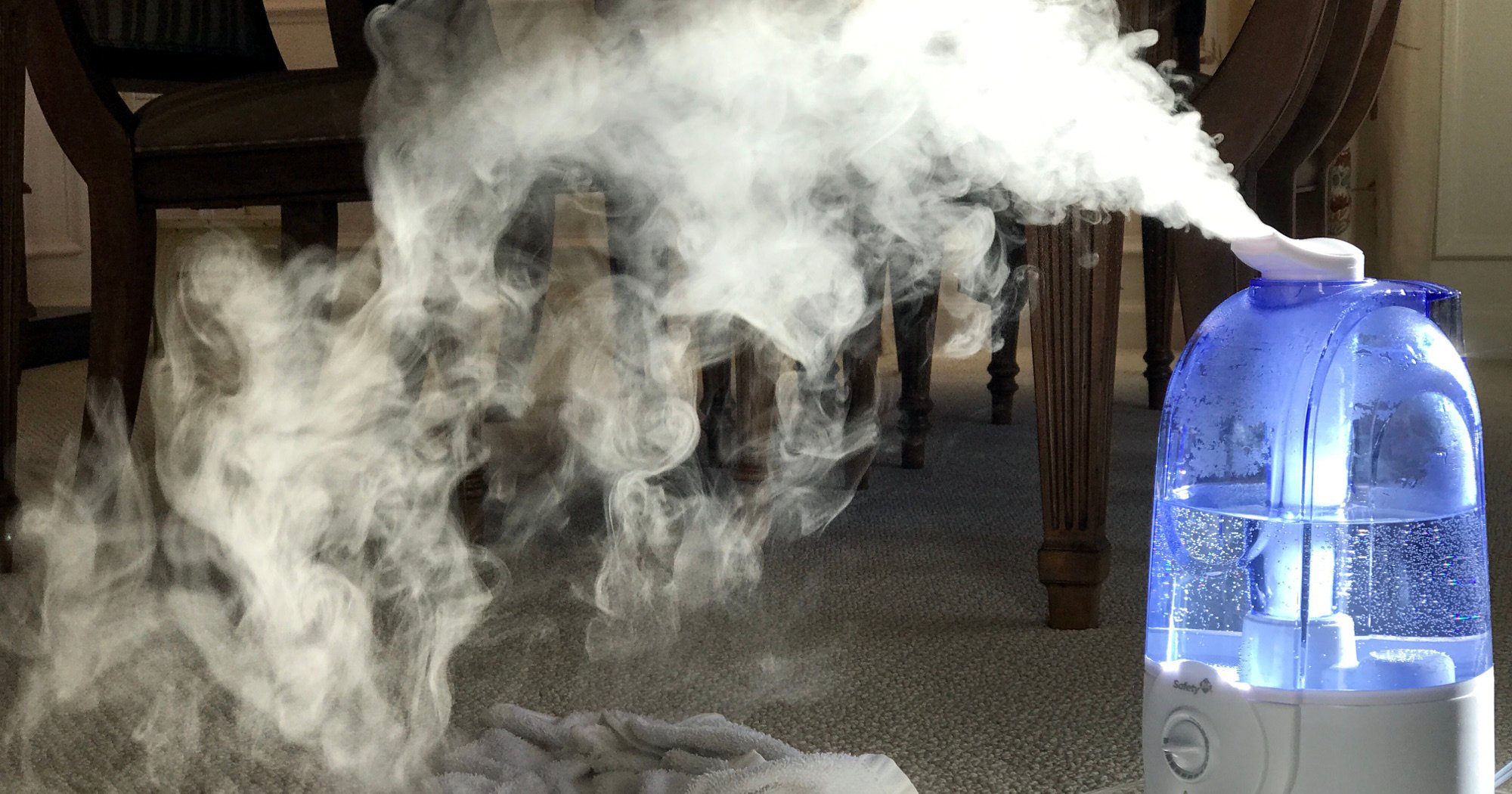 Humidification of store air